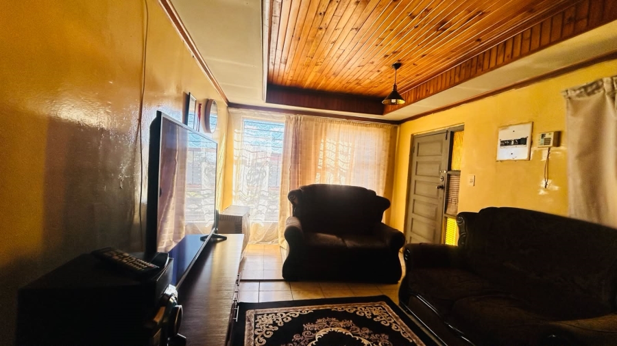 3 Bedroom Property for Sale in Zamdela Free State